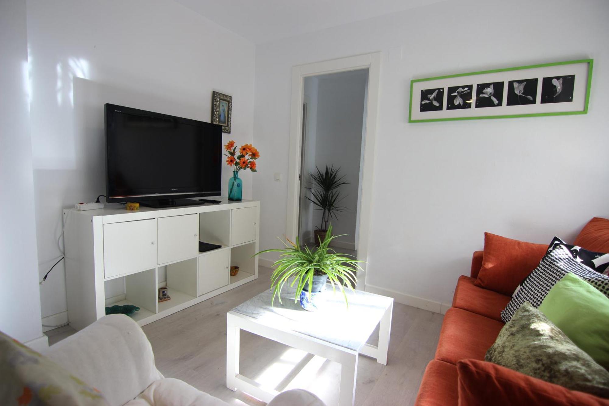 Rentalsevilla Espacioso Apartamento En La Alameda De Hercules Con Parking エクステリア 写真