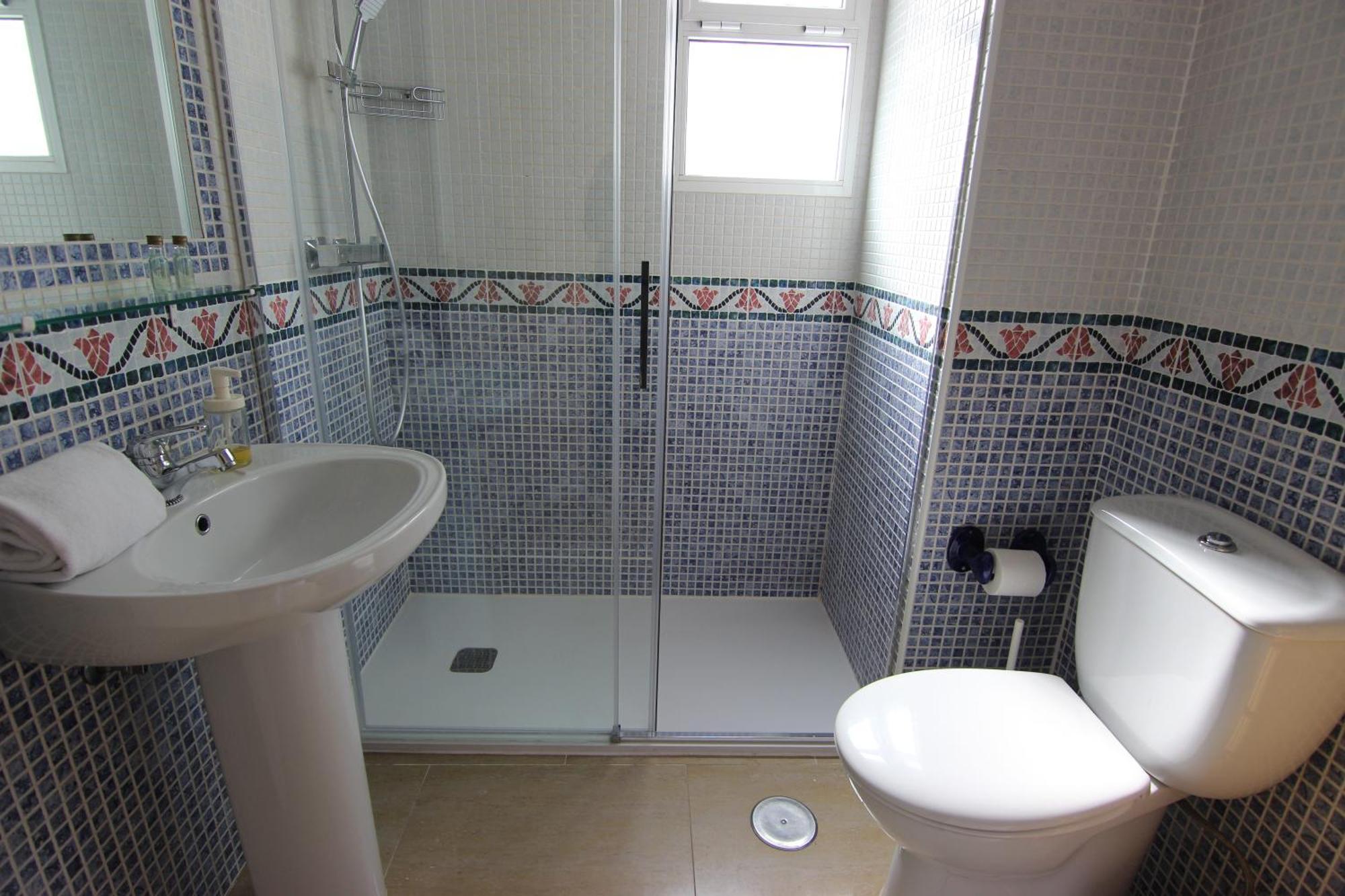 Rentalsevilla Espacioso Apartamento En La Alameda De Hercules Con Parking エクステリア 写真